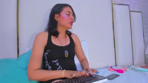 Snapshot of thalia888_ chatting on 13, 10, 2025 thalia888_ online show from 13, 10, 2025