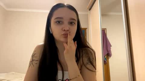 Yumi online show from 23, 2, 2026