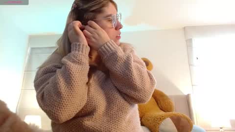   online show from 4, 1, 2025