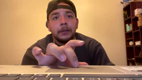 Snapshot of thatguymichael93 chatting on 27, 10, 2025 thatguymichael93 online show from 27, 10, 2025