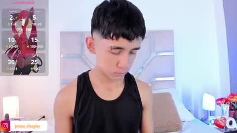 Thayler  online show from 29, 11, 2025