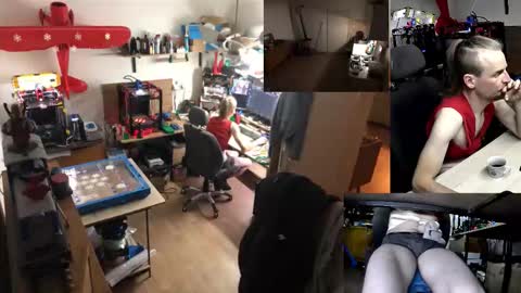 Snapshot of the0archon chatting on 4, 12, 2025 Michal online show from 4, 12, 2025