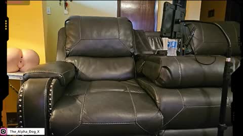 Snapshot of the_alpha_dog_xxx chatting on 14, 2, 2026 the_alpha_dog_xxx online show from 14, 2, 2026