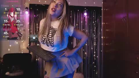 Snapshot of the_crazy_latina chatting on 16, 10, 2025 Giovanna online show from 16, 10, 2025