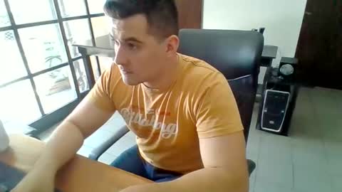 Snapshot of the_dark_knive_ chatting on 22, 11, 2025 the_dark_knive_ online show from 22, 11, 2025