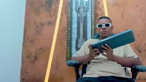 Snapshot of the_hot_boy0 chatting on 10, 11, 2025 the_hot_boy0 online show from 10, 11, 2025