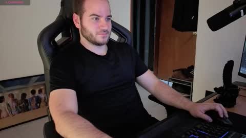 Snapshot of the_king74 chatting on 4, 11, 2025 the_king74 online show from 4, 11, 2025