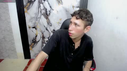 the_latin_boy02 online show from 17, 12, 2025