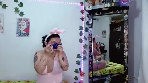 Snapshot of the_lesbian_game chatting on 28, 10, 2025 the_lesbian_game online show from 28, 10, 2025