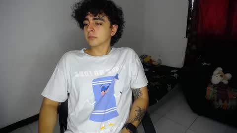 Snapshot of the_r00m chatting on 13, 9, 2025 Jaime Angela online show from 13, 9, 2025