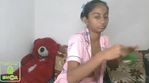 Snapshot of the_right_girl chatting on 17, 1, 2025 Suzan Sexy online show from 17, 1, 2025