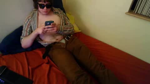 the_vintage_voyeur online show from 14, 2, 2025