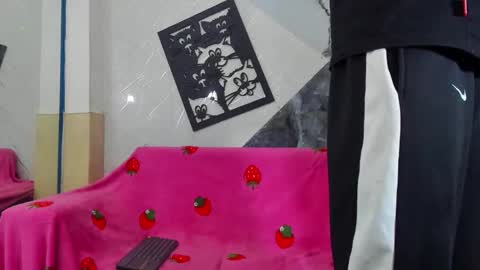 Snapshot of thebigdanni chatting on 14, 3, 2026 DEAN AND MARY online show from 14, 3, 2026