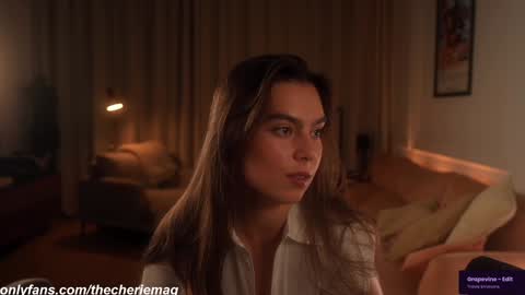 Snapshot of thecherie chatting on 21, 11, 2025 Cherie online show from 21, 11, 2025