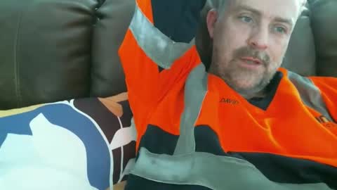 Snapshot of thedalenator chatting on 30, 10, 2025 thedalenator online show from 30, 10, 2025