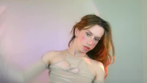 Snapshot of thedollxxxperience chatting on 8, 3, 2025 Yolanda online show from 8, 3, 2025