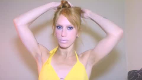 Snapshot of thedollxxxperience chatting on 1, 11, 2025 Yolanda online show from 1, 11, 2025