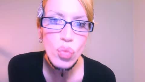 Yolanda online show from 5, 12, 2025