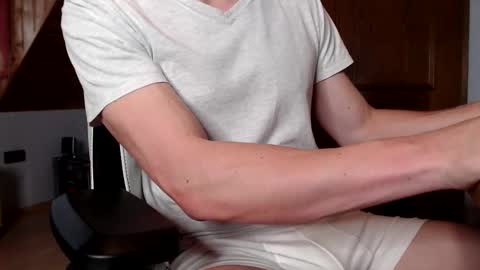 Snapshot of thedome372 chatting on 23, 10, 2025 thedome372 online show from 23, 10, 2025