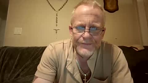 Alpha online show from 19, 9, 2025
