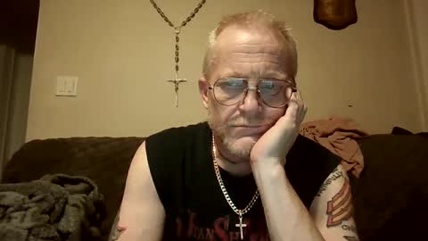 Alpha online show from 6, 10, 2025