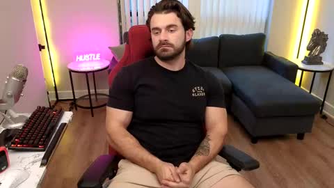 Snapshot of theeestallion33 chatting on 8, 10, 2025 The Stallion online show from 8, 10, 2025