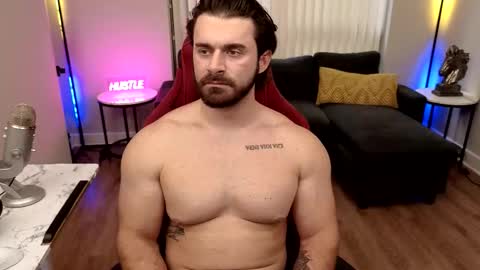 Snapshot of theeestallion33 chatting on 30, 10, 2025 The Stallion online show from 30, 10, 2025