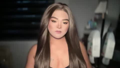 Snapshot of theenchantress_xxx chatting on 4, 11, 2025 theenchantress_xxx online show from 4, 11, 2025