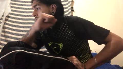 independent Model online show from 6, 2, 2025