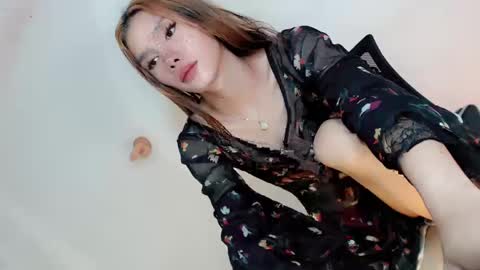laisa online show from 2, 2, 2025