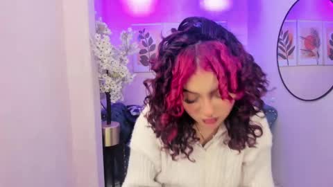 Theia  online show from 9, 10, 2025