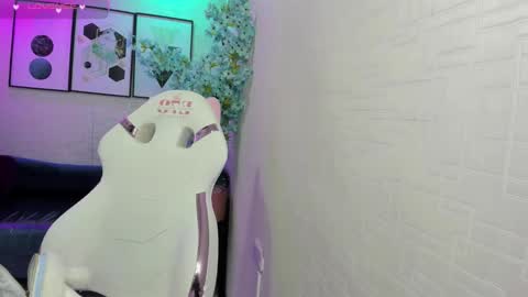 Theia  online show from 21, 3, 2026