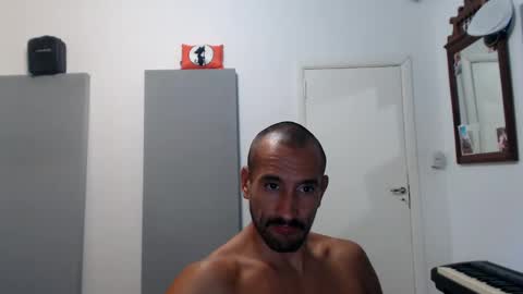 Snapshot of thekingofpains chatting on 20, 1, 2025 KINGOFPAINS online show from 20, 1, 2025