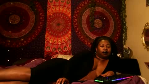 Snapshot of thekrisisingomorrah chatting on 14, 9, 2025 thekrisisingomorrah online show from 14, 9, 2025