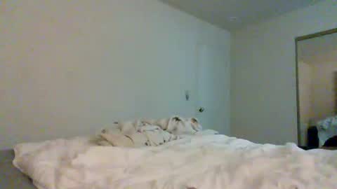 Snapshot of thelovecreep chatting on 10, 11, 2025 lovecreep online show from 10, 11, 2025