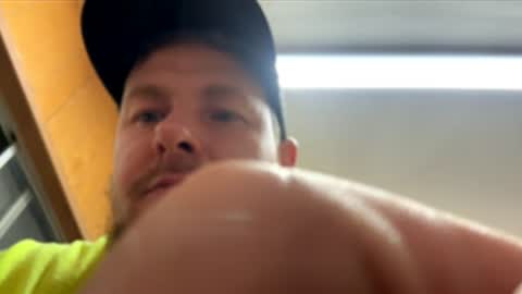 theman6789000 online show from 12, 1, 2026