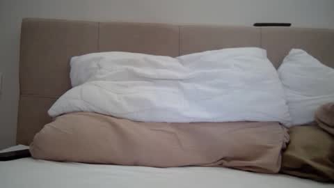 Snapshot of themikka1234 chatting on 19, 3, 2026 themikka1234 online show from 19, 3, 2026