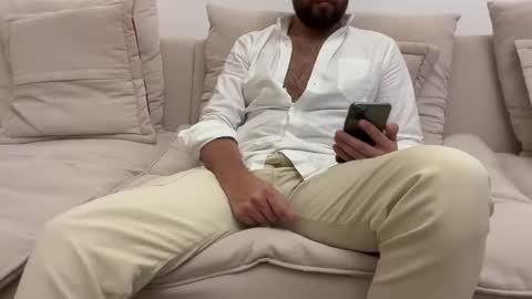 TheMonarchGoat online show from 10, 12, 2024