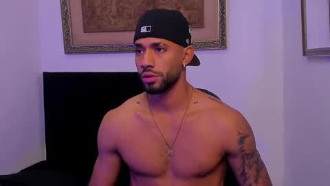 Snapshot of theo_sky1 chatting on 10, 10, 2025 Theo Sky online show from 10, 10, 2025