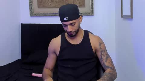 Snapshot of theo_sky1 chatting on 11, 10, 2025 Theo Sky online show from 11, 10, 2025