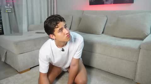  THEO- MATEO  online show from 5, 11, 2025