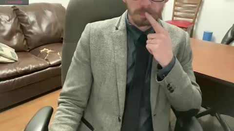 Snapshot of theotherfrancobro chatting on 23, 11, 2025 BuellerBueller online show from 23, 11, 2025