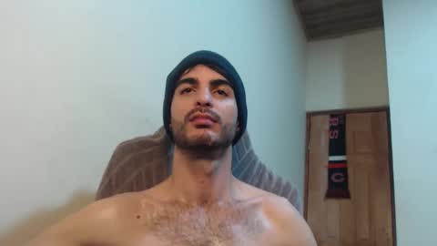 Snapshot of therazhanen chatting on 20, 10, 2025 Santiago Enrique online show from 20, 10, 2025
