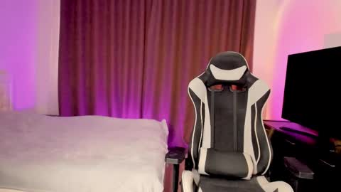 Snapshot of theresajhones chatting on 15, 10, 2025 Theresa online show from 15, 10, 2025