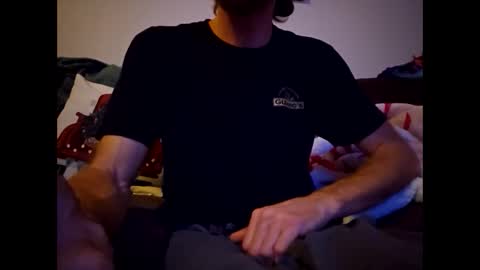 Snapshot of therizzler_1_of_1 chatting on 8, 12, 2024 therizzler_1_of_1 online show from 8, 12, 2024