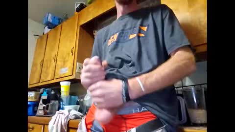 Snapshot of therizzler_1_of_1 chatting on 16, 11, 2025 therizzler_1_of_1 online show from 16, 11, 2025