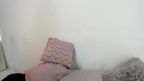 Camila online show from 26, 2, 2025