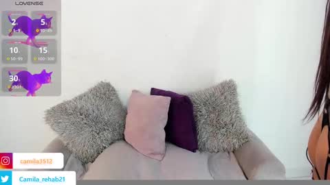 Camila online show from 28, 2, 2025