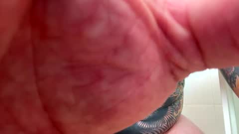 The tattooed online show from 18, 9, 2025