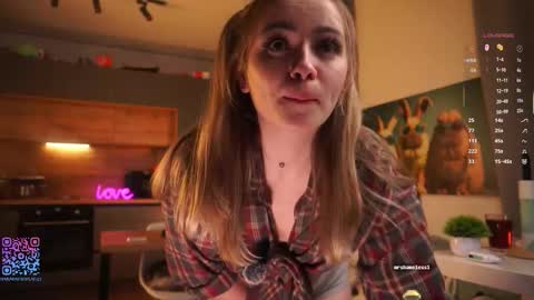 Mia online show from 6, 10, 2025